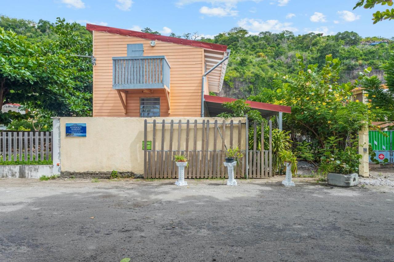 Appartement Charmant Au Carbet Avec Vue Sur La Mer 50 M² Le Carbet Exterior photo