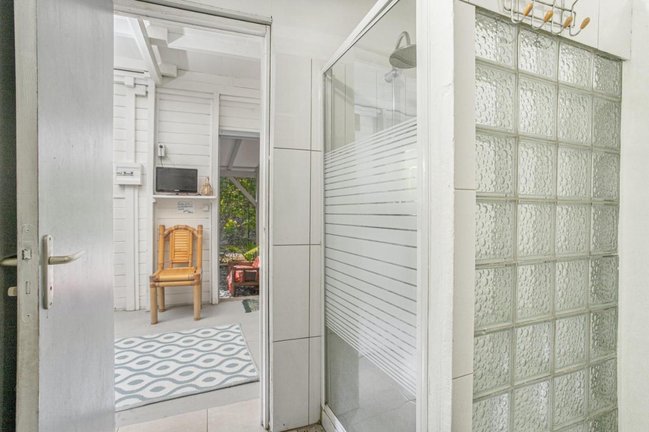 Appartement Charmant Au Carbet Avec Vue Sur La Mer 50 M² Le Carbet Exterior photo